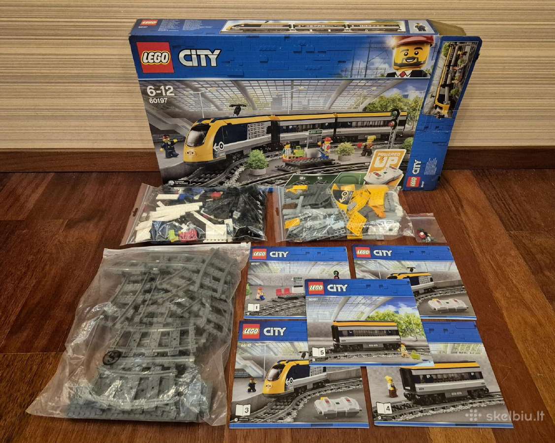 Lego City 60197 Passenger Train - nuotraukos Nr. 13