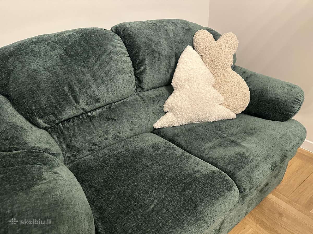 Ryškios spalvos sofa-stilingas akcentas interjere - nuotraukos Nr. 4