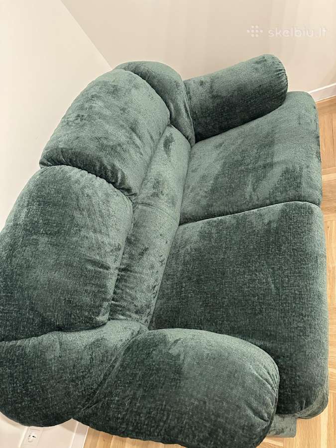 Ryškios spalvos sofa-stilingas akcentas interjere - nuotraukos Nr. 5