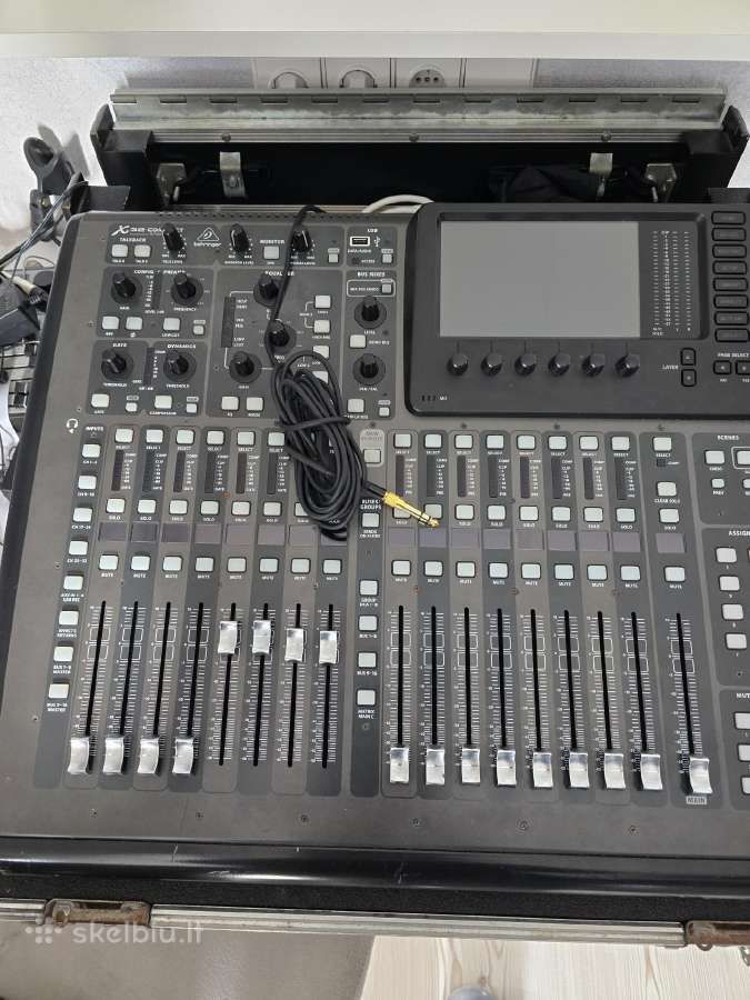 Behringer X32 Compact nuoma