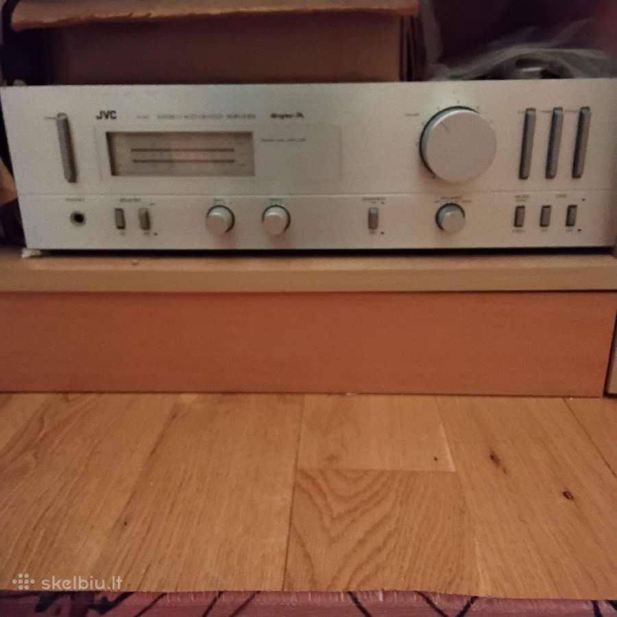 Stipruntuvas JVC Ax1