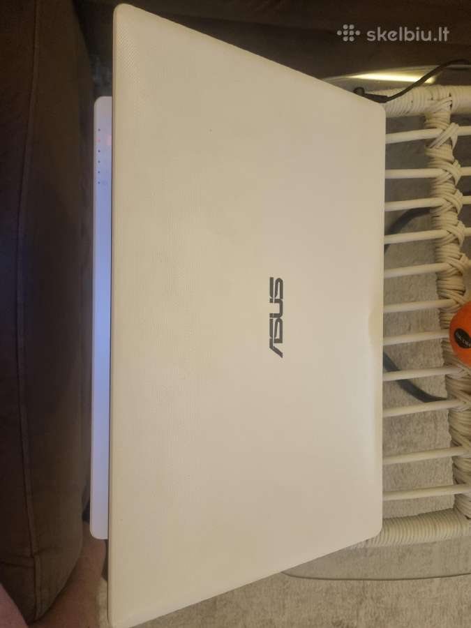 Asus X552l nešiojamas kompiuteris - nuotraukos Nr. 2