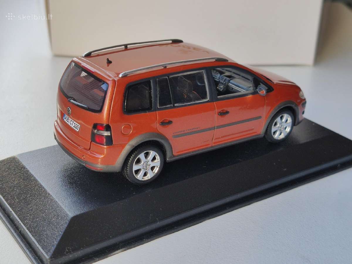 1:43 VW cross touran - nuotraukos Nr. 3