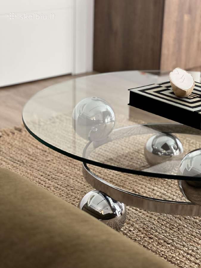Spage Age Modern 1960s round Coffee table