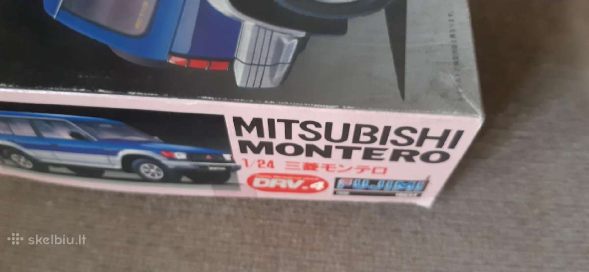 Modeliukai Mitsubischi Montero Mercedes