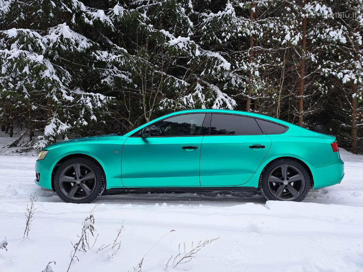 Automobilių apklijavimas plėvele
