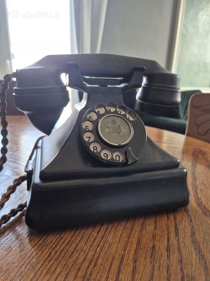 Senas Lietuvoje tarpukariu naudotas telefonas