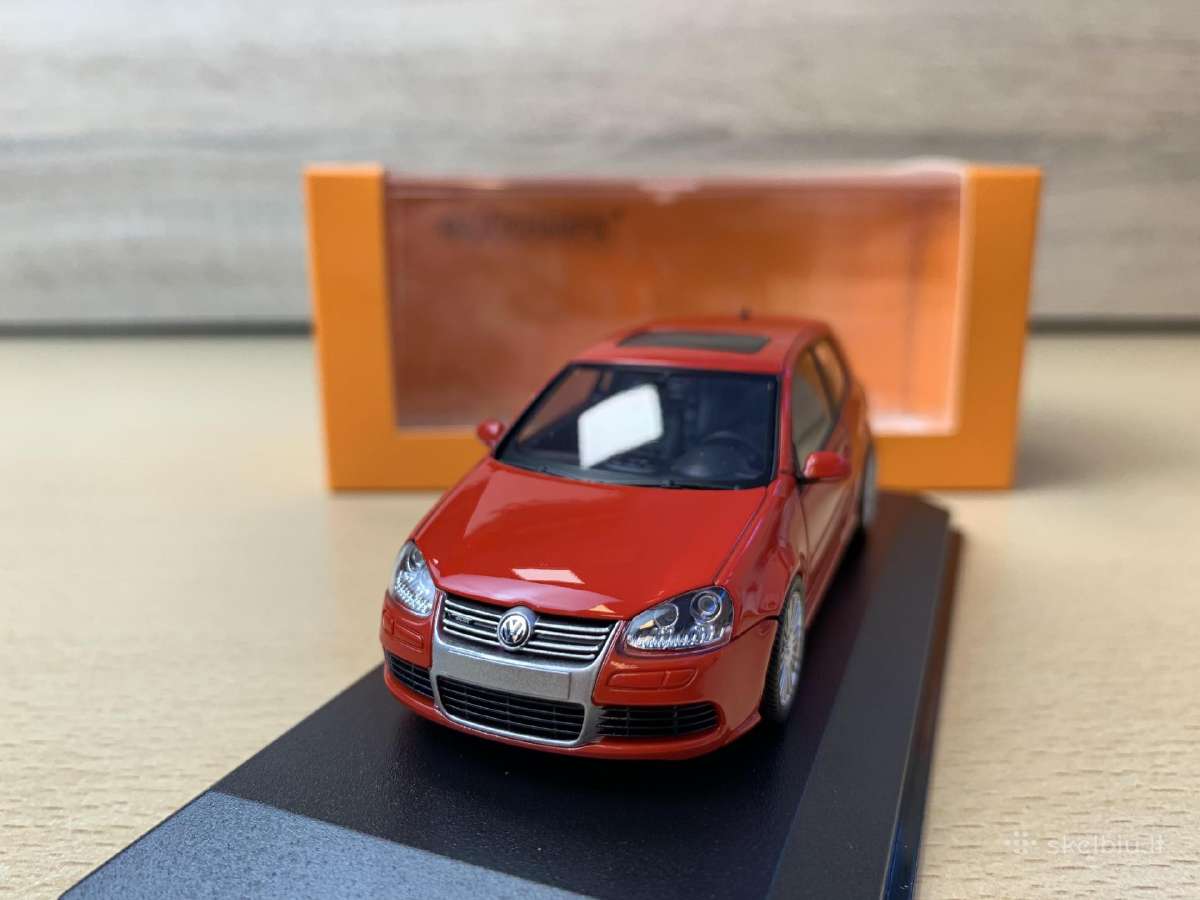 Volkswagen Golf R32, 2005 - 1:43 Maxichamps - nuotraukos Nr. 3