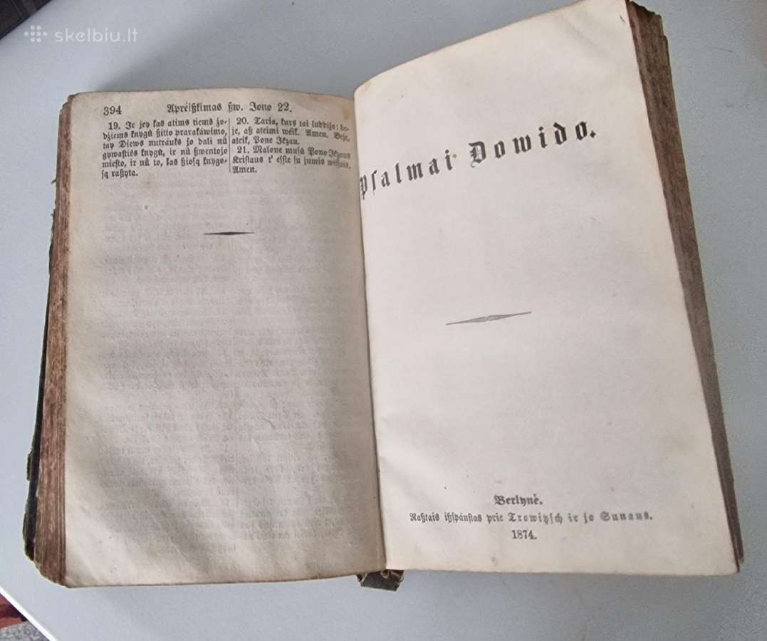 Lietuviška antikvarinė biblija
