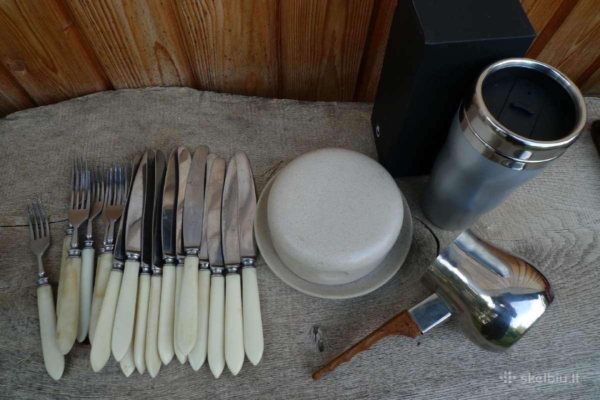 Nauja sviestinė,kavinukas,termosas,stalo įrank.kt.