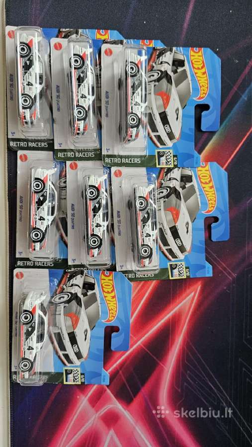 Audi Diecast ir kiti modeliukai.
