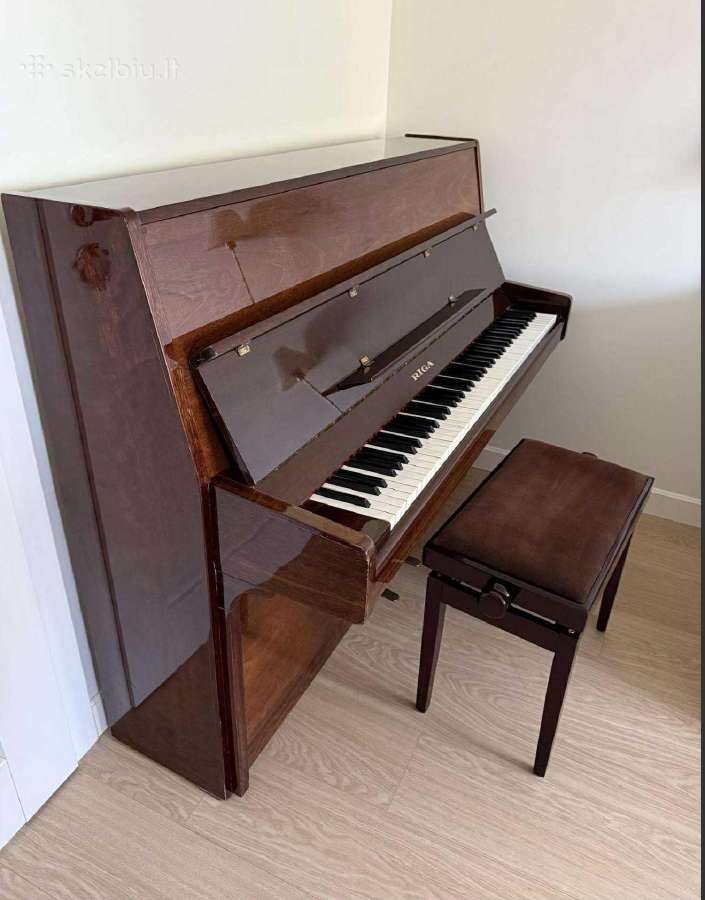 Riga pianinas