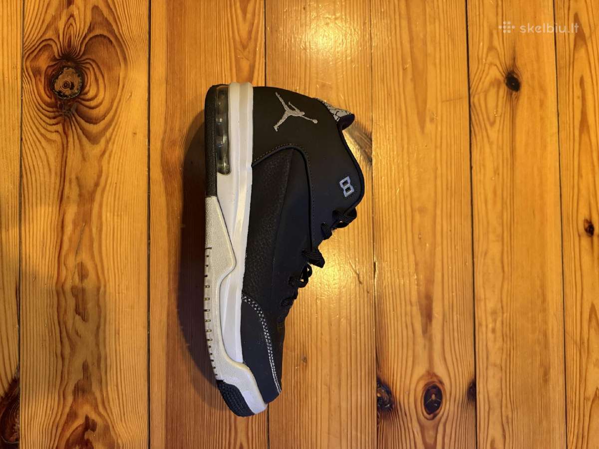"Jordan" sportiniai bateliai
