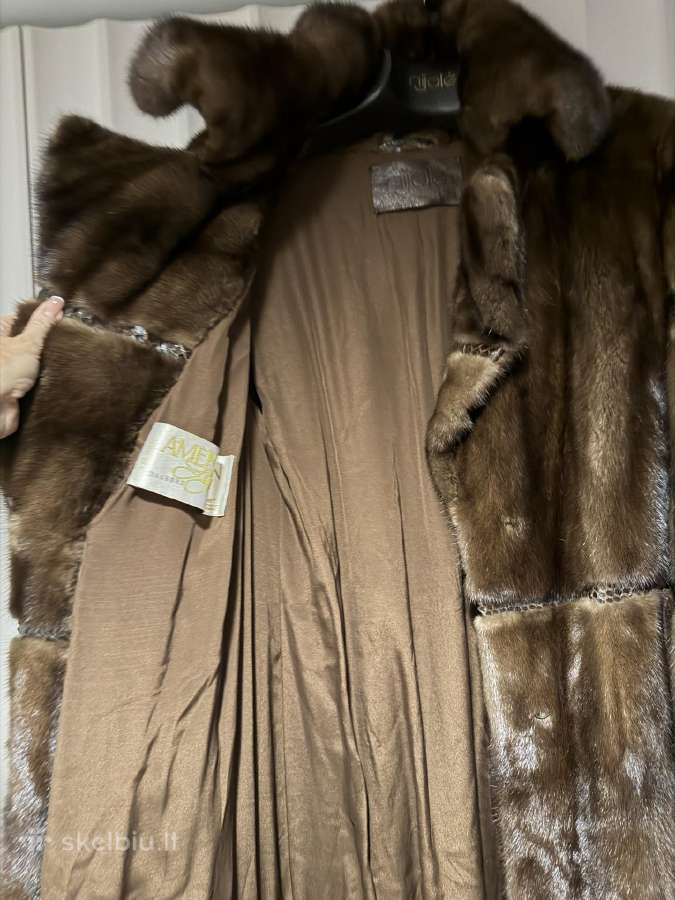 Ilgi tamsiai rudi natūralūs kailiniai - nuotraukos Nr. 3