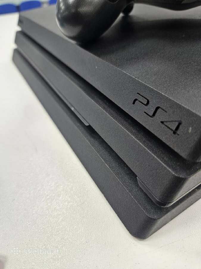 Sony Playstation 4 Pro 1 TB