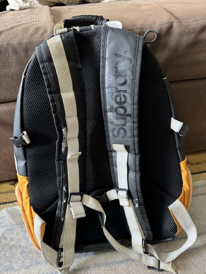 Kuprine 42 x 33 pilka ir Superdry kita ir kt. - nuotraukos Nr. 8