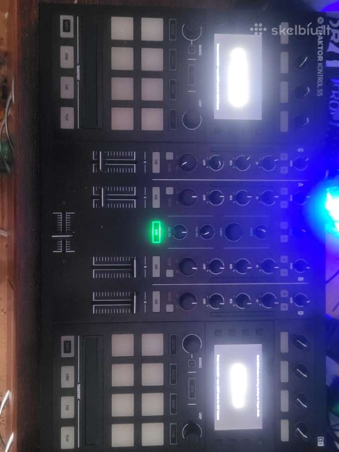 Traktor kontrol s5 - nuotraukos Nr. 2