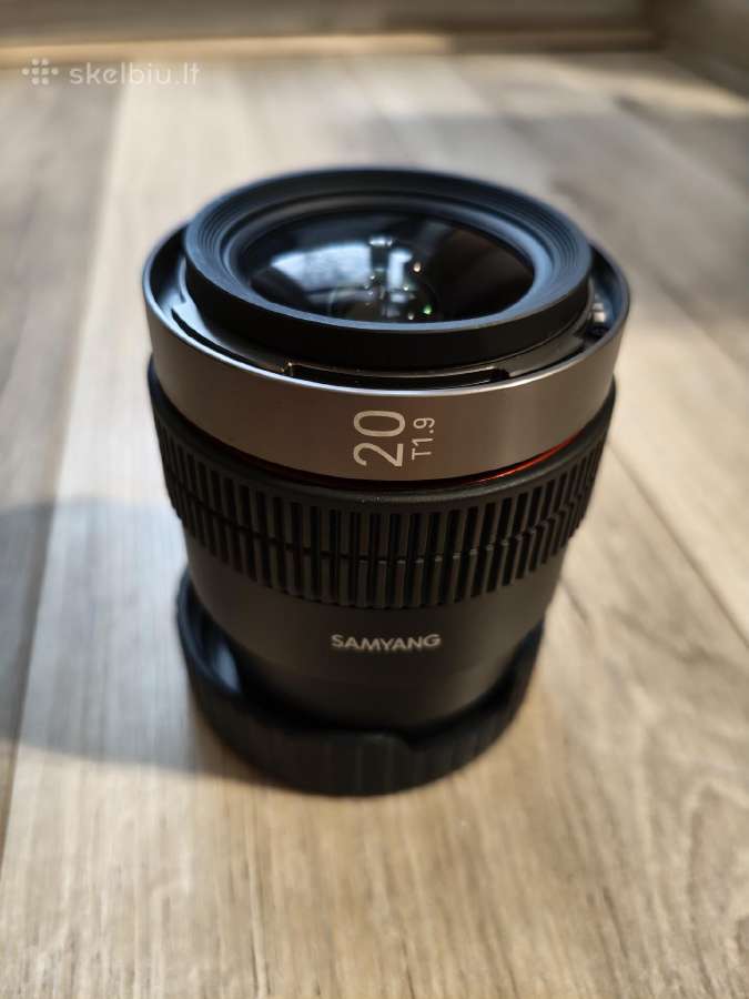 Samyang 20mm T1.9 V-af Sony E