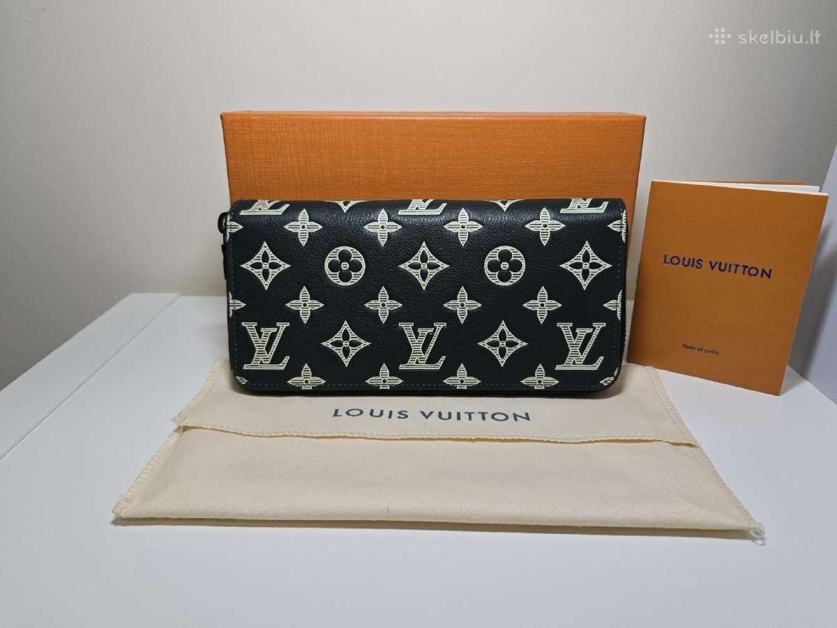 Louis Vuitton zip piniginė wallet