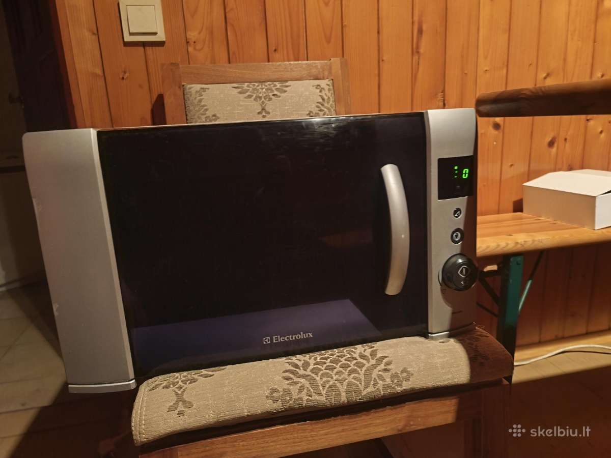 Elektrolux mikrobangų krosnelė su skaimeniniu