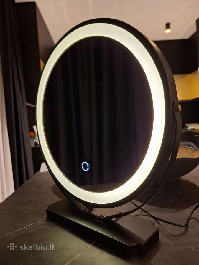 LED stiliaus veidrodis 40 cm
