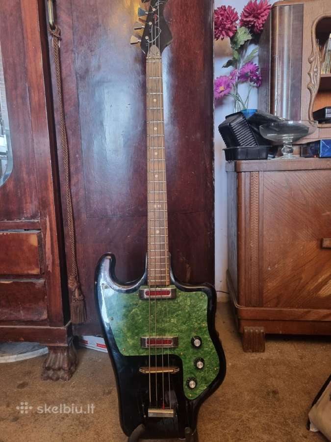Parduodu bosinę gitarą Tonika