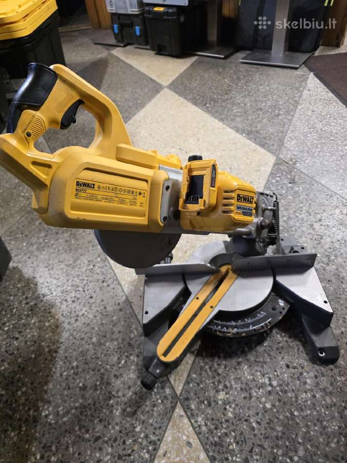 Dewalt Dcs777n Flexvolt skersavimo pjūklas