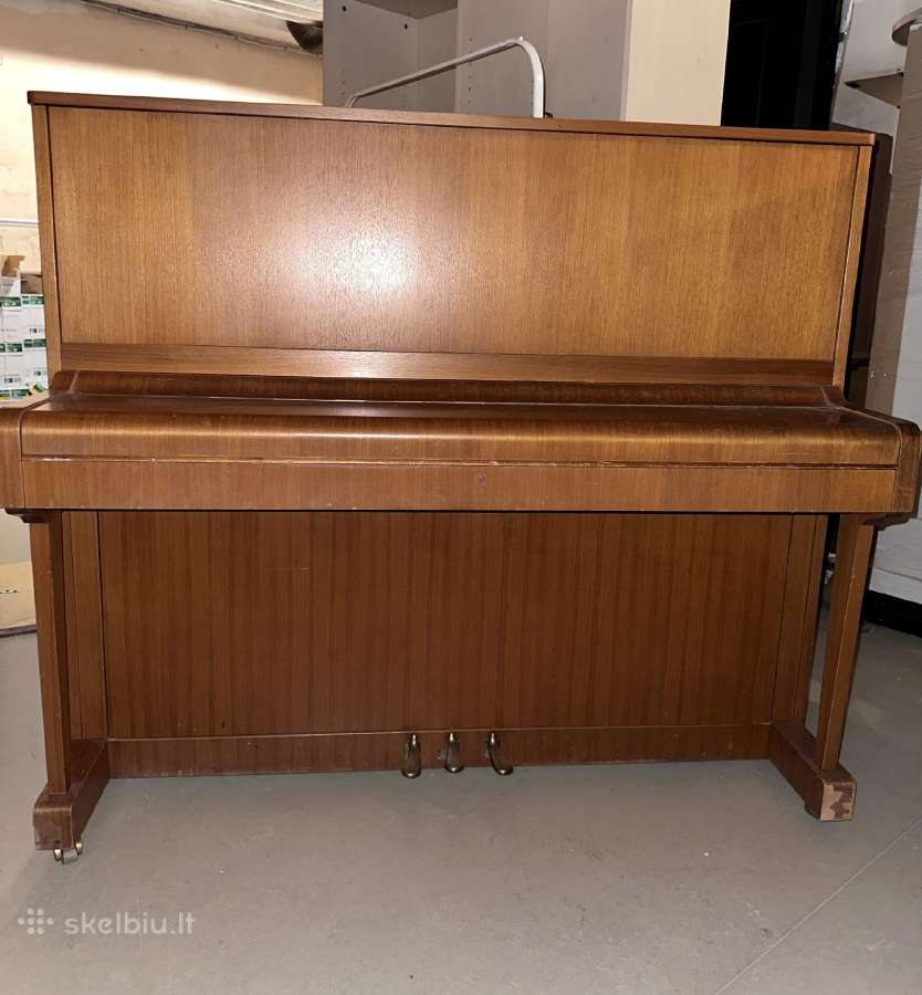 Petrof 125-1 pianinas