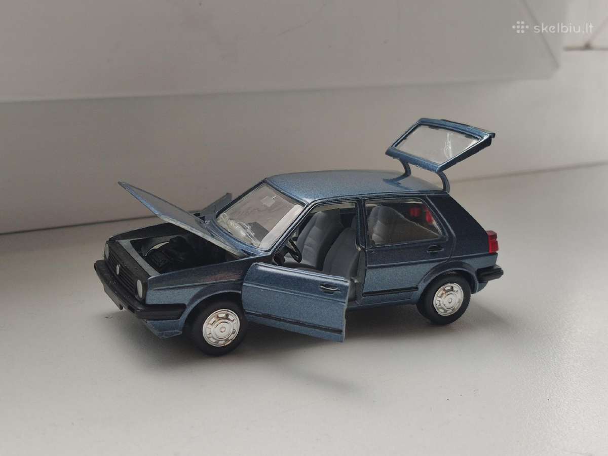 1:43 VW golf 2