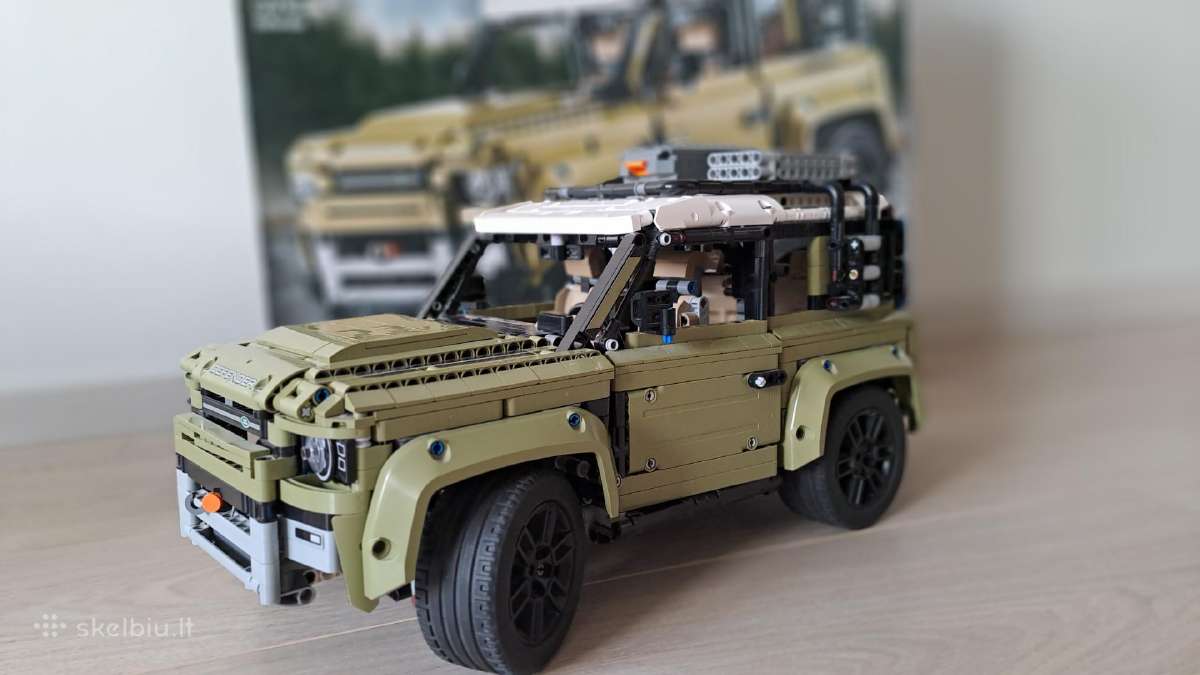 Lego technic Land Rover Defender (42110) - nuotraukos Nr. 4