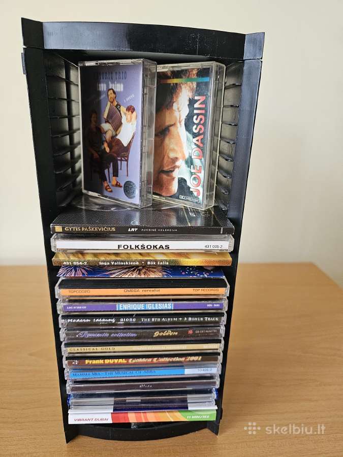 Muzikos diskai ir kasetės