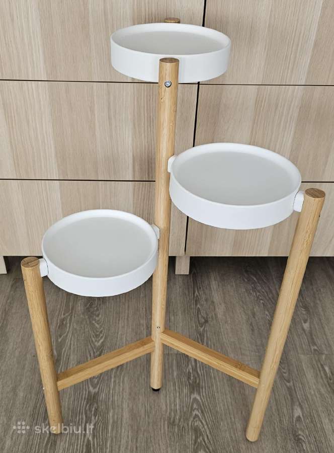 Augalų stovai Satsumas iš Ikea