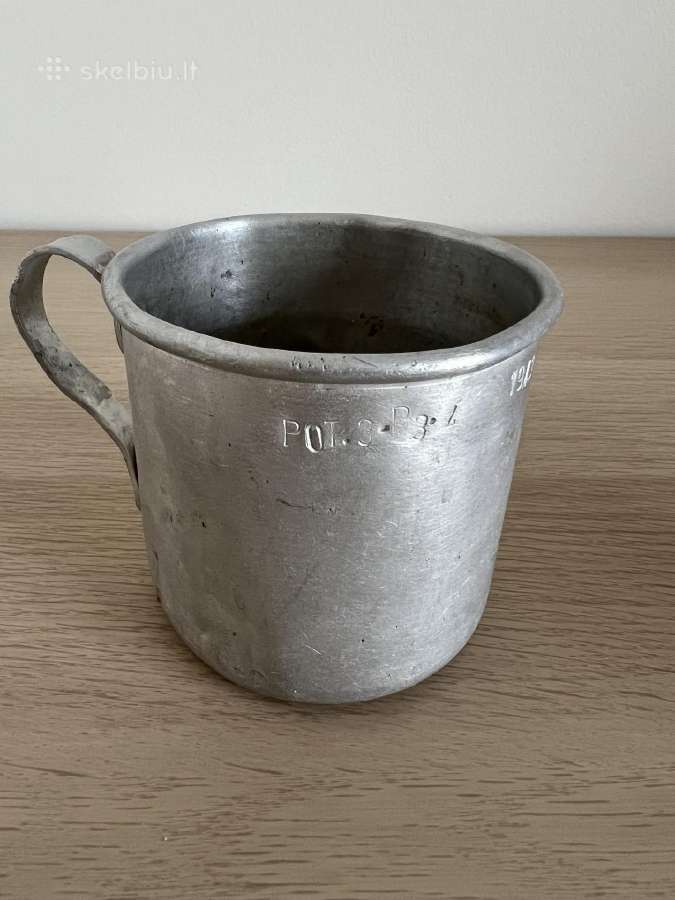 Karo laikų puodelis 1943