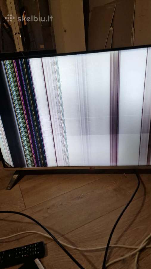 LG 42lb670v dalimis - nuotraukos Nr. 2