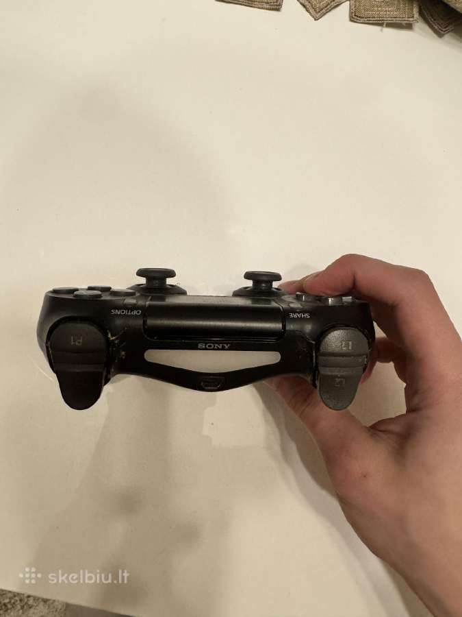 Playstation 4 pultelis - nuotraukos Nr. 3