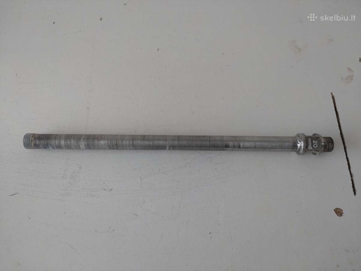 Gręžimo karūna R1/2 jungtimi 20mm