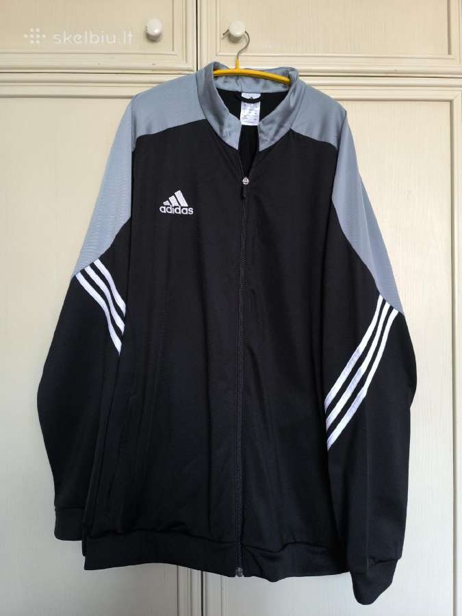 Adidas kostiumas 2xl dydžio