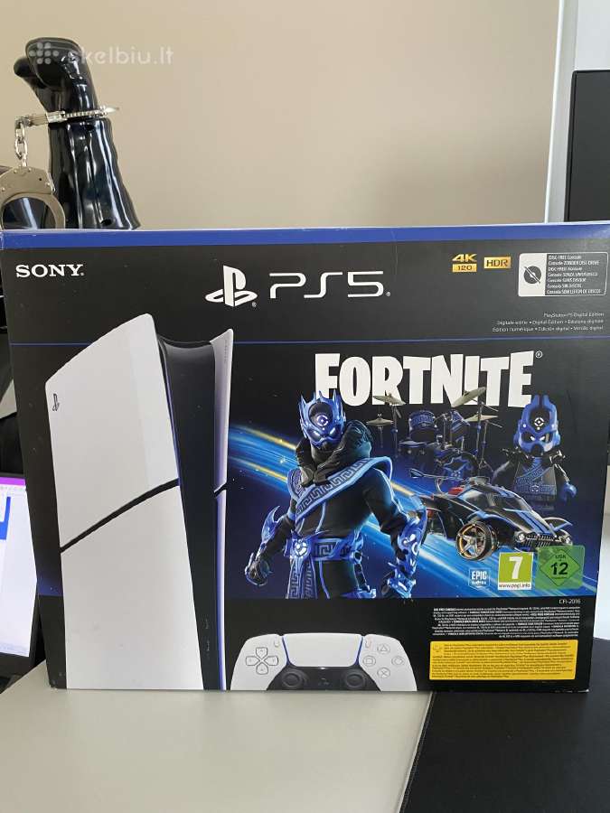 Playstation 5 slim digital.