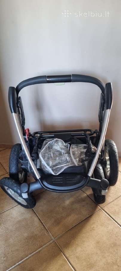 Maxi Cosi „Mura Plus 4“ vežimėlis