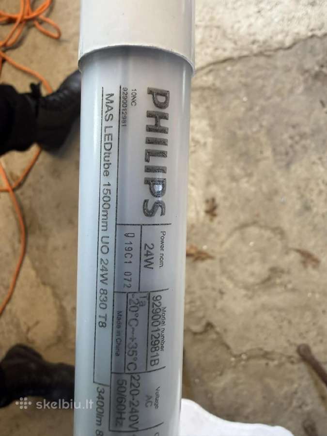 Parduodu philips LED t5 lempas