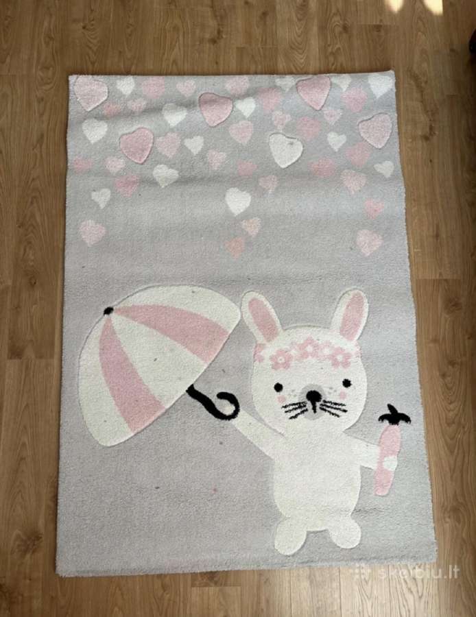 Minkštas rožinis mergaitiškas kilimas 120x170 cm