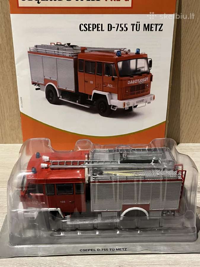 Csepel D-755 1:43