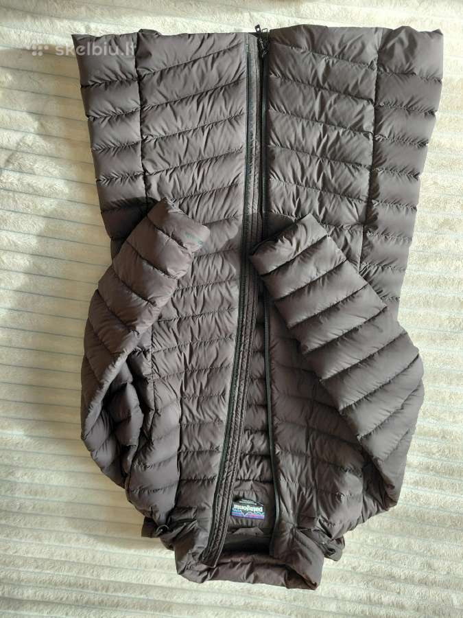 Patagonia pūkinė striukė