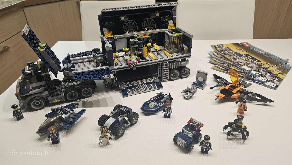 Lego Command Center 8635