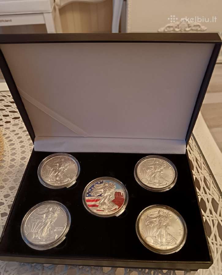 Išskirtinis 1 oz JAV "Sidabrinių erelių" rinkinys