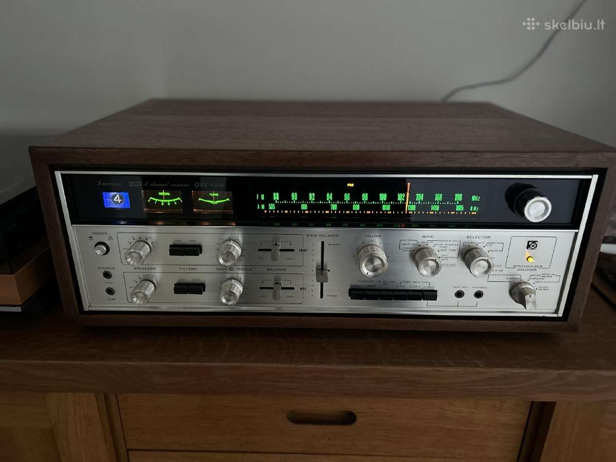 Vintažinis audio resyveris Sansui - nuotraukos Nr. 3