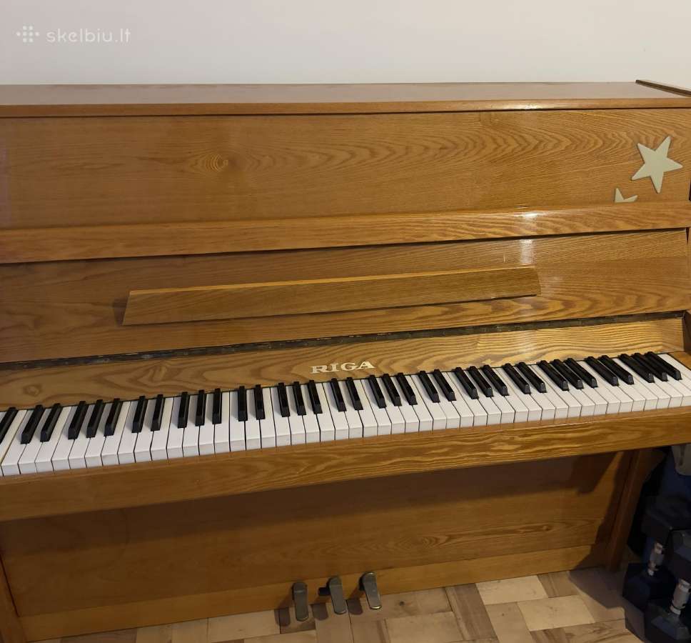 Riga pianinas