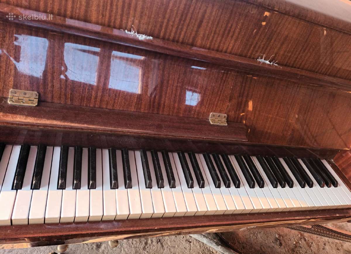 Pianinas Petrof - nuotraukos Nr. 4