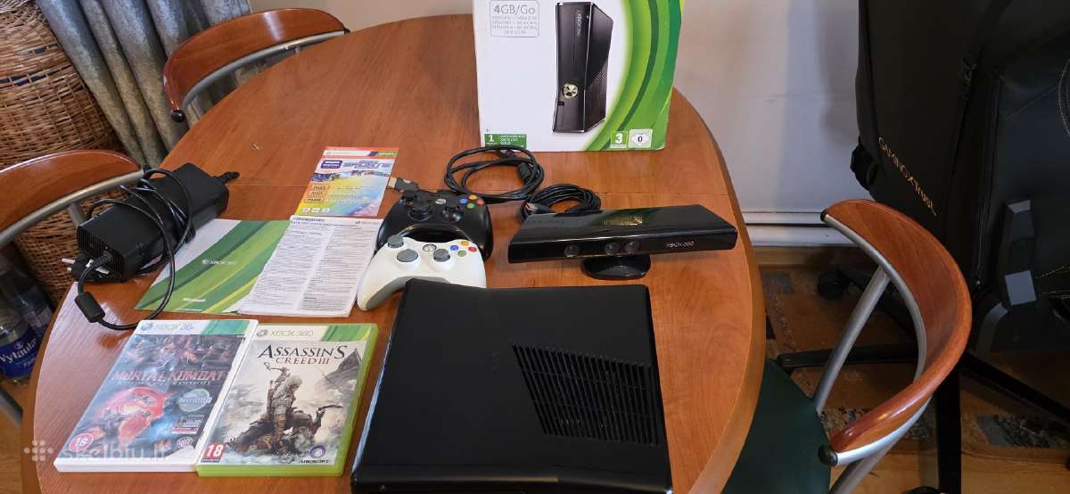 Xbox 360 Slim