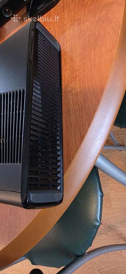 Xbox 360 Slim - nuotraukos Nr. 11